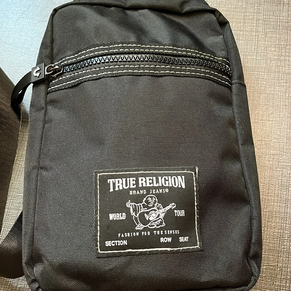 True Religion crossbody bag - Picture 2 of 6